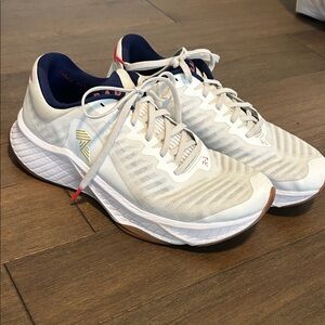 Men's Athletic Shoes in White by Peak